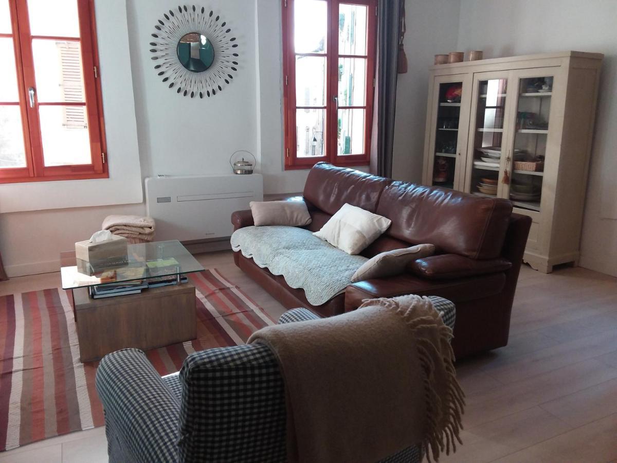 L'appart A Cotignac, Compris, Calme Et Confort Apartment *