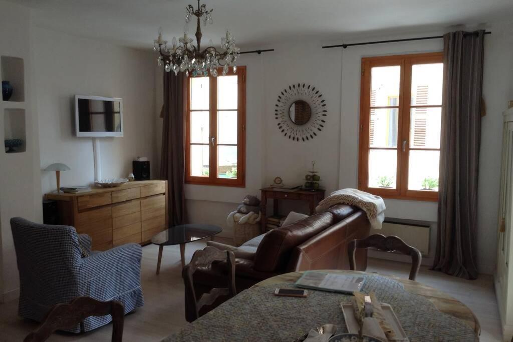 Apartment L'appart A Cotignac, Compris, Calme Et Confort Cotignac