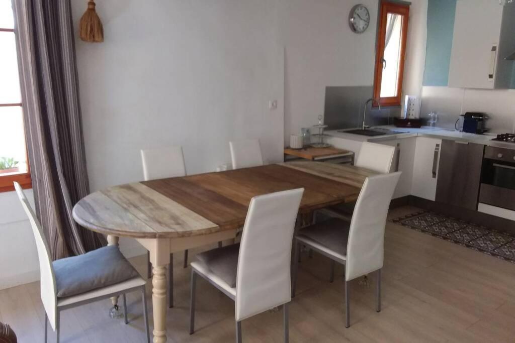 Apartment L'appart A Cotignac, Compris, Calme Et Confort